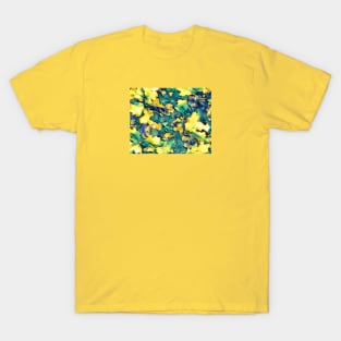 Oak leaves of a different color T-Shirt